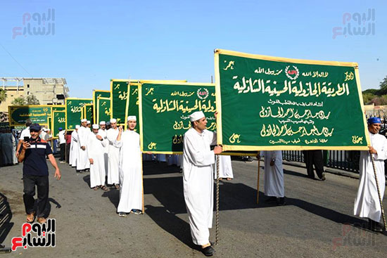 موكب الطرق الصوفية من أمام مسجد سيدى صالح الجعفرى (24)