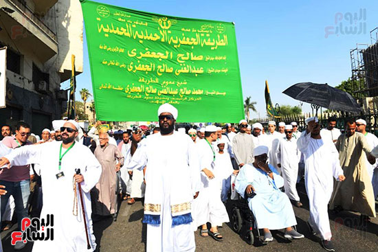 موكب الطرق الصوفية من أمام مسجد سيدى صالح الجعفرى (33)