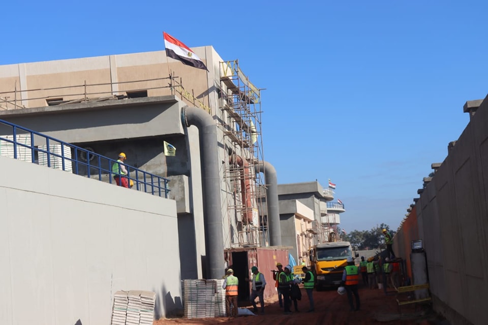 أعمال الإنشاء بالمحطة