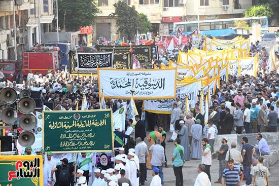 موكب الطرق الصوفية من أمام مسجد سيدى صالح الجعفرى (6)