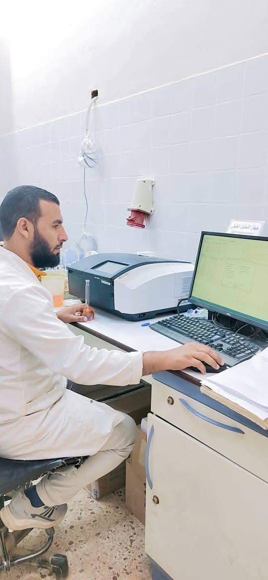 احد المتدربين من الشركة احد المتدربين من الشركة