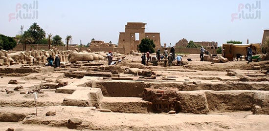 الحفائر-والعمل-على-طريق-الكباش-بمدينة-الأقصر الحفائر-والعمل-على-طريق-الكباش-بمدينة-الأقصر