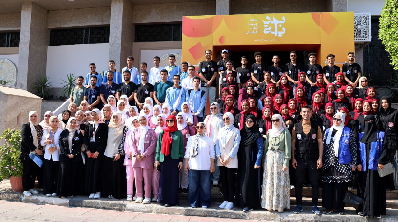 جانب من المشاركين في الحملة