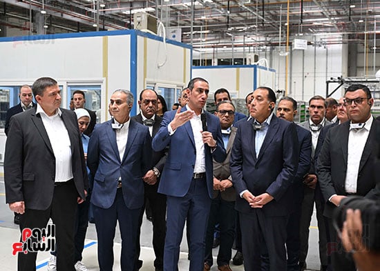 رئيس الوزراء يفتتح أول مصنع لشركة BSH (11)