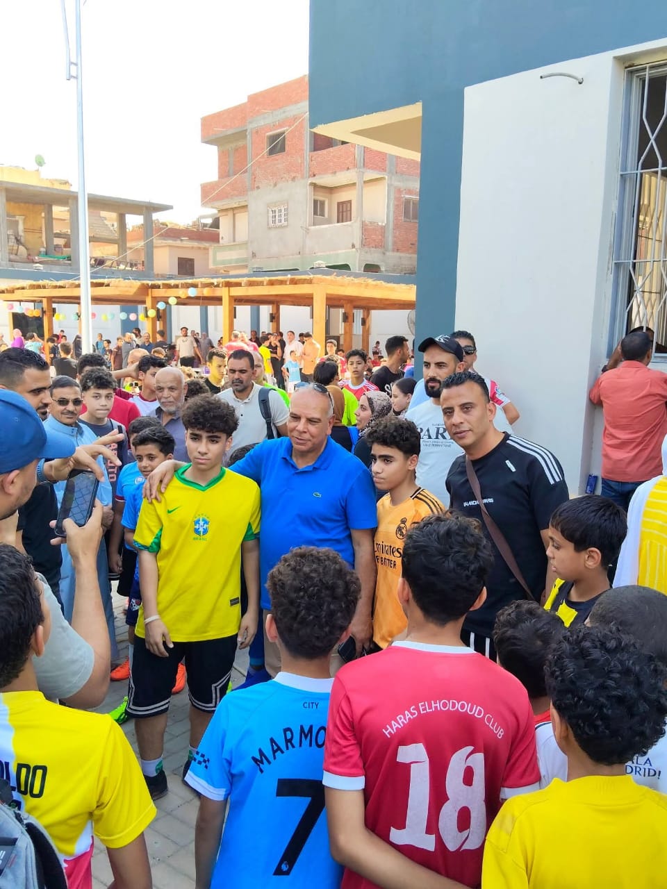 حضور والد محمد صلاح للاختبارات حضور والد محمد صلاح للاختبارات
