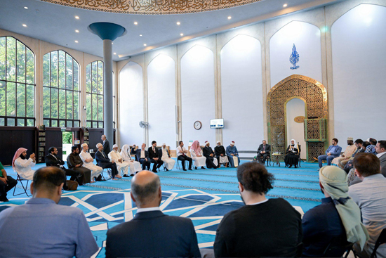 القيادات الإسلامية البريطانية تستقبل الأمين العام لرابطة العالم الإسلامي (1)