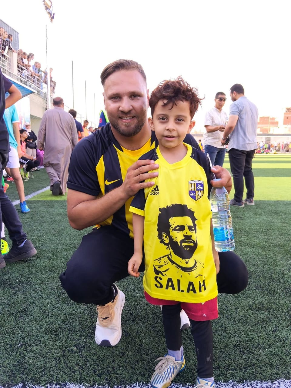 تيشرت عليه صورة محمد صلاح تيشرت عليه صورة محمد صلاح