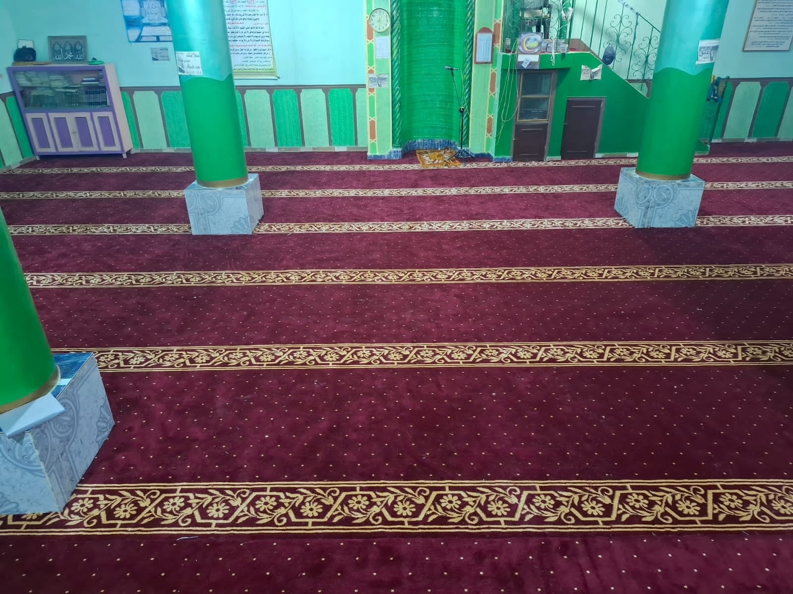 عمليات فرش مسجد مصعب بن عمير بالقرنة