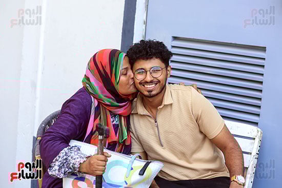 فرحة الطلاب بامتحان اللغة الأجنبية الأولى فرحة الطلاب بامتحان اللغة الأجنبية الأولى