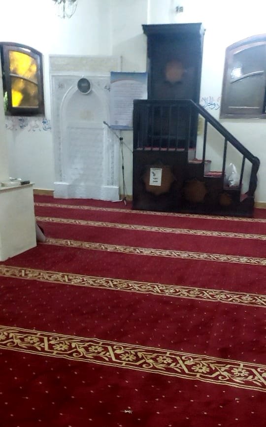 أعمال فرش مسجد الصديق بوحدة مرور القرنة
