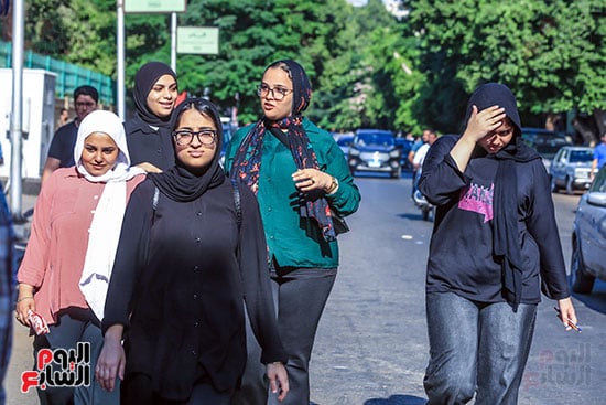 دخول طالبات الثانوية العامة دخول طالبات الثانوية العامة