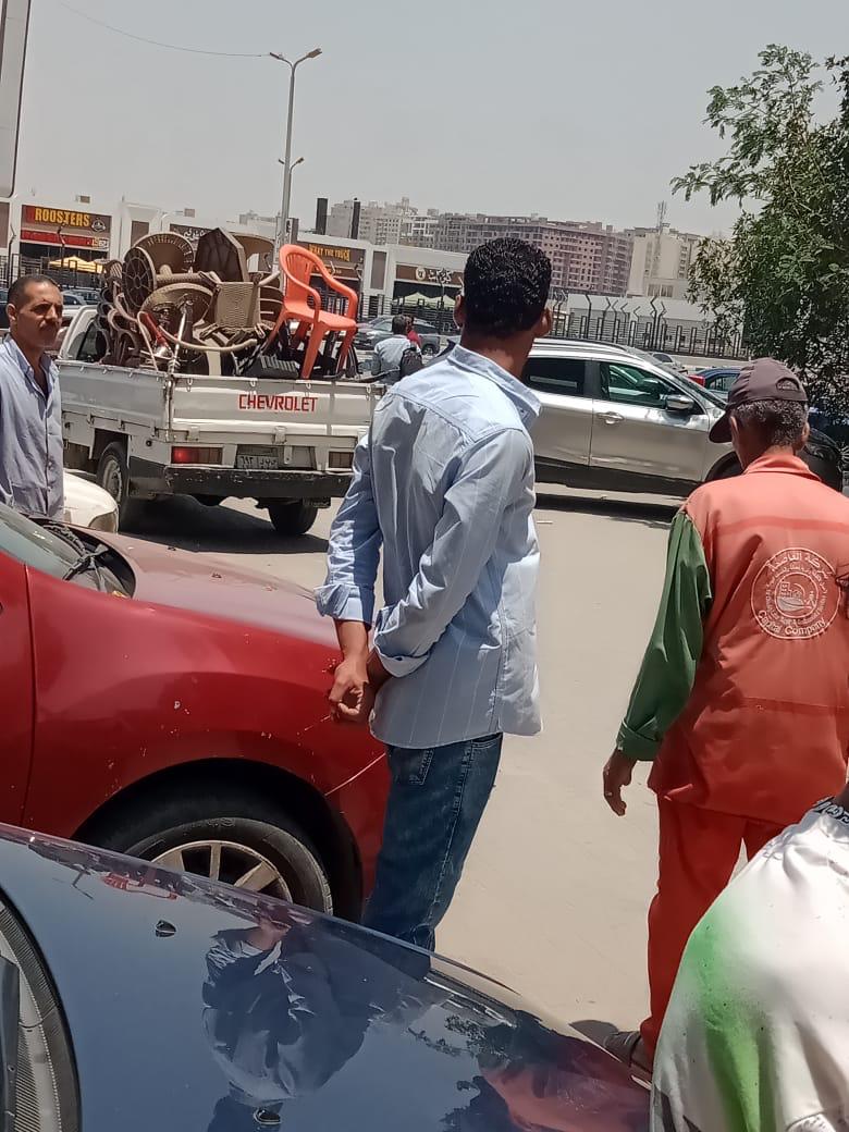 إزالة إشغالات فى المعادى استجابة لشكاوى المواطنين إزالة إشغالات فى المعادى استجابة لشكاوى المواطنين