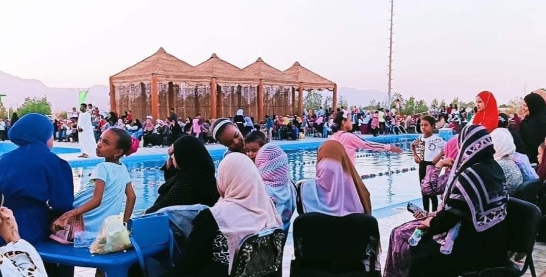 مجمع حمامات السباحة (1)
