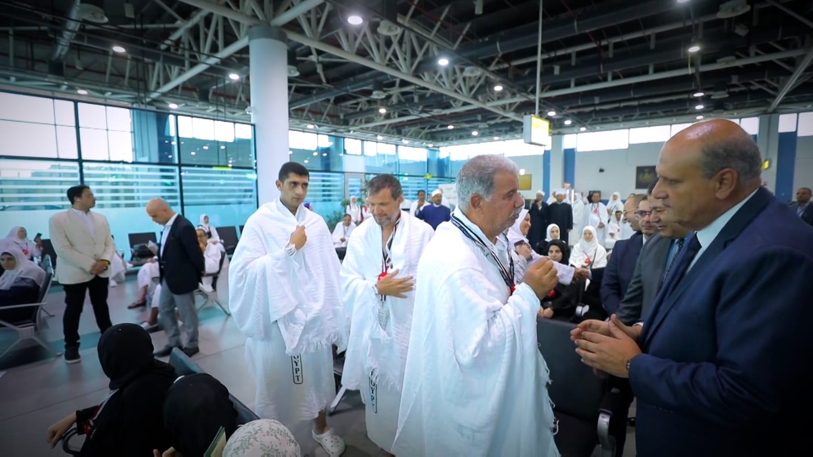 تيسيرات كبيرة لأهالي الأبطال (6)