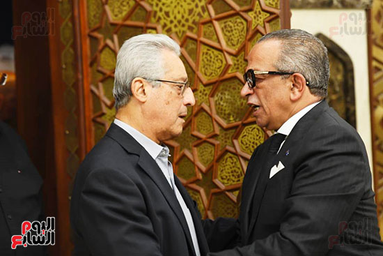 جانب من العزاء جانب من العزاء