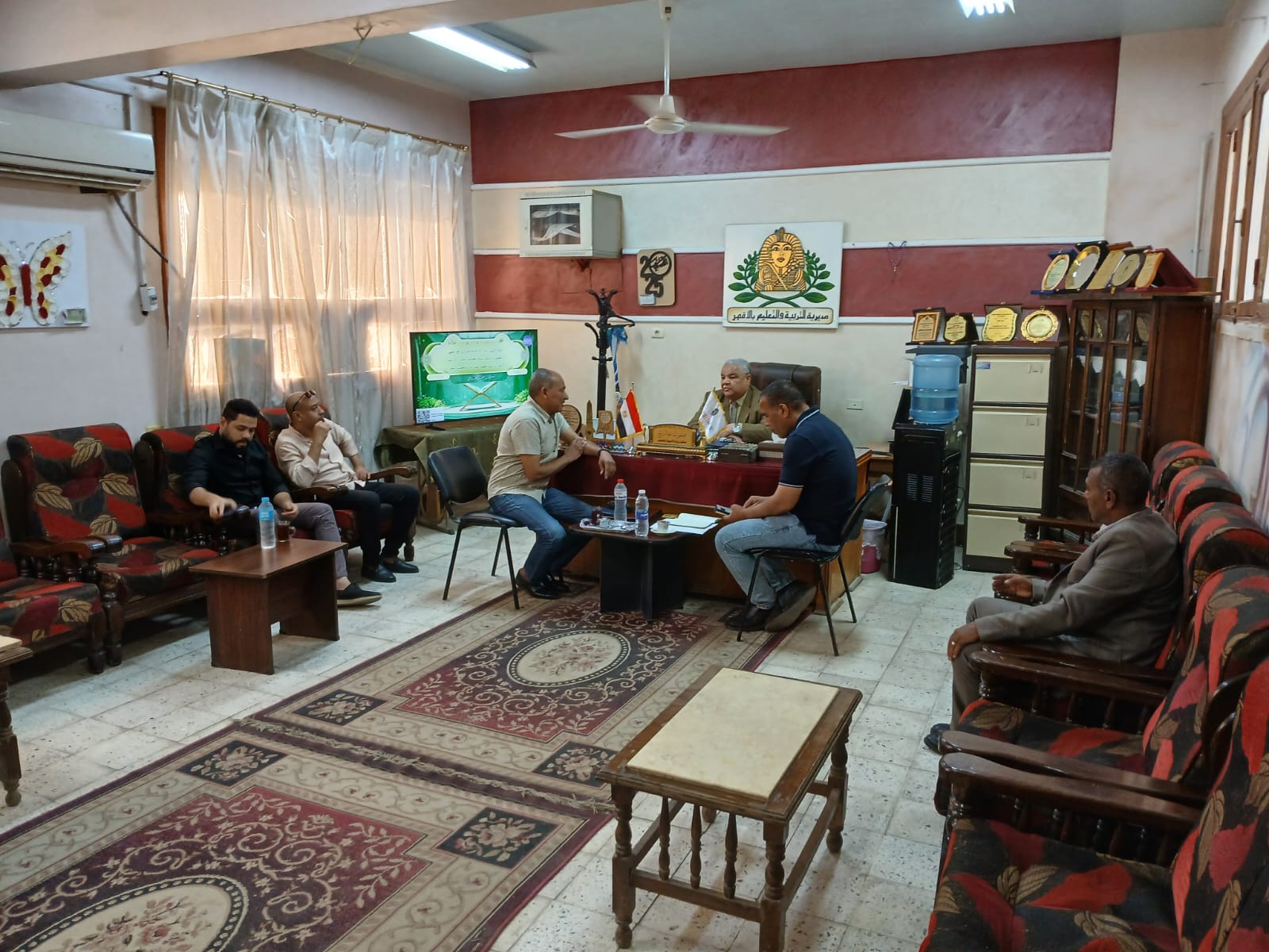 استقبال وفد من شركة المياه لبحث إنشاء مدرسة فنية للمياه بمدينة القرنة