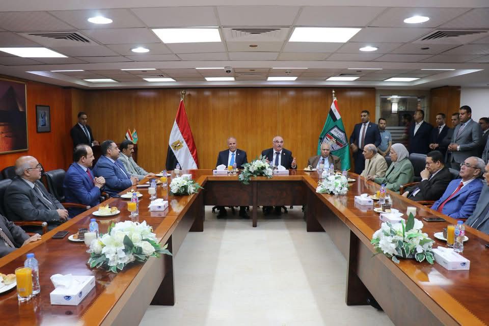 توديع المستشار عبد الرزاق شعيب بعد انتهاء مدته توديع المستشار عبد الرزاق شعيب بعد انتهاء مدته