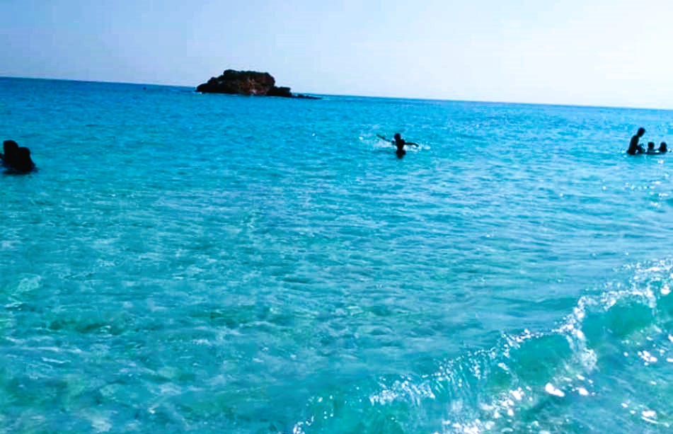 شاطئ ام الرخم - مطروح