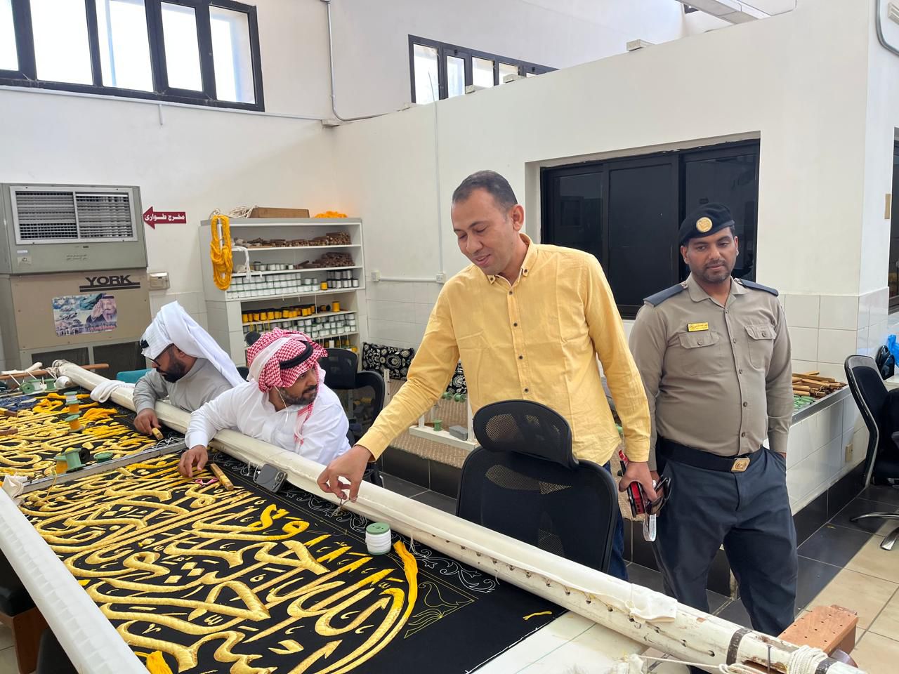 صناعة كسوة الكعبة (2)