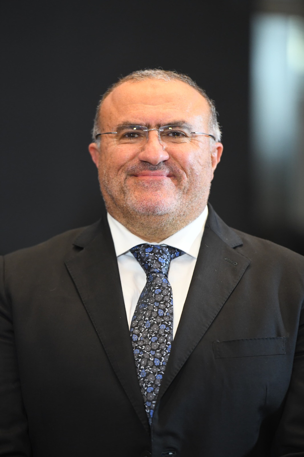 الدكتور أيمن أميري نائب الرئيس التنفيذي لقطاع التكنولوجيا والمعلومات بشركة اورنچ مصر الدكتور أيمن أميري نائب الرئيس التنفيذي لقطاع التكنولوجيا والمعلومات بشركة اورنچ مصر