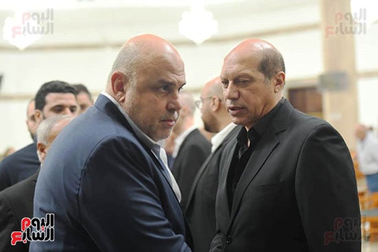 تقديم واجب العزاء إلى علاء نبيل المدير الفنى للاتحاد المصرى لكرة القدم  (31)