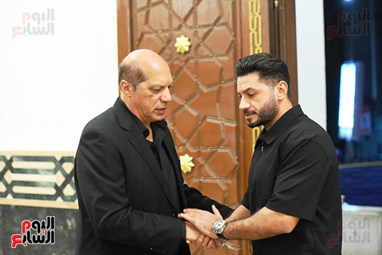  تقديم واجب العزاء إلى علاء نبيل المدير الفنى للاتحاد المصرى لكرة القدم  (6)