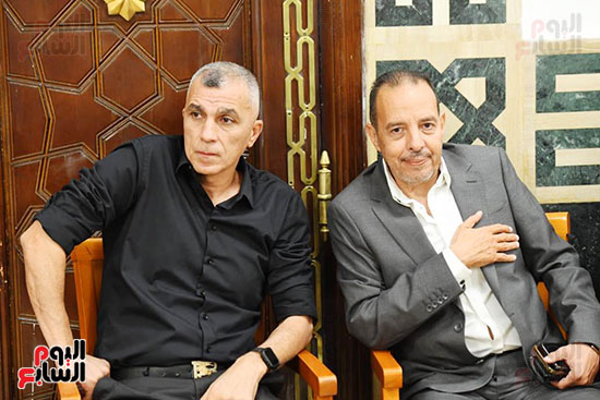  تقديم واجب العزاء إلى علاء نبيل المدير الفنى للاتحاد المصرى لكرة القدم  (4)