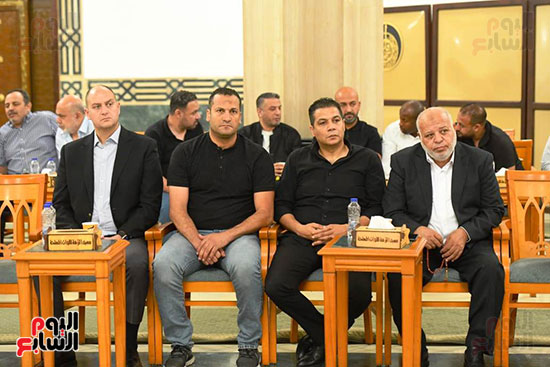  تقديم واجب العزاء إلى علاء نبيل المدير الفنى للاتحاد المصرى لكرة القدم  (14)