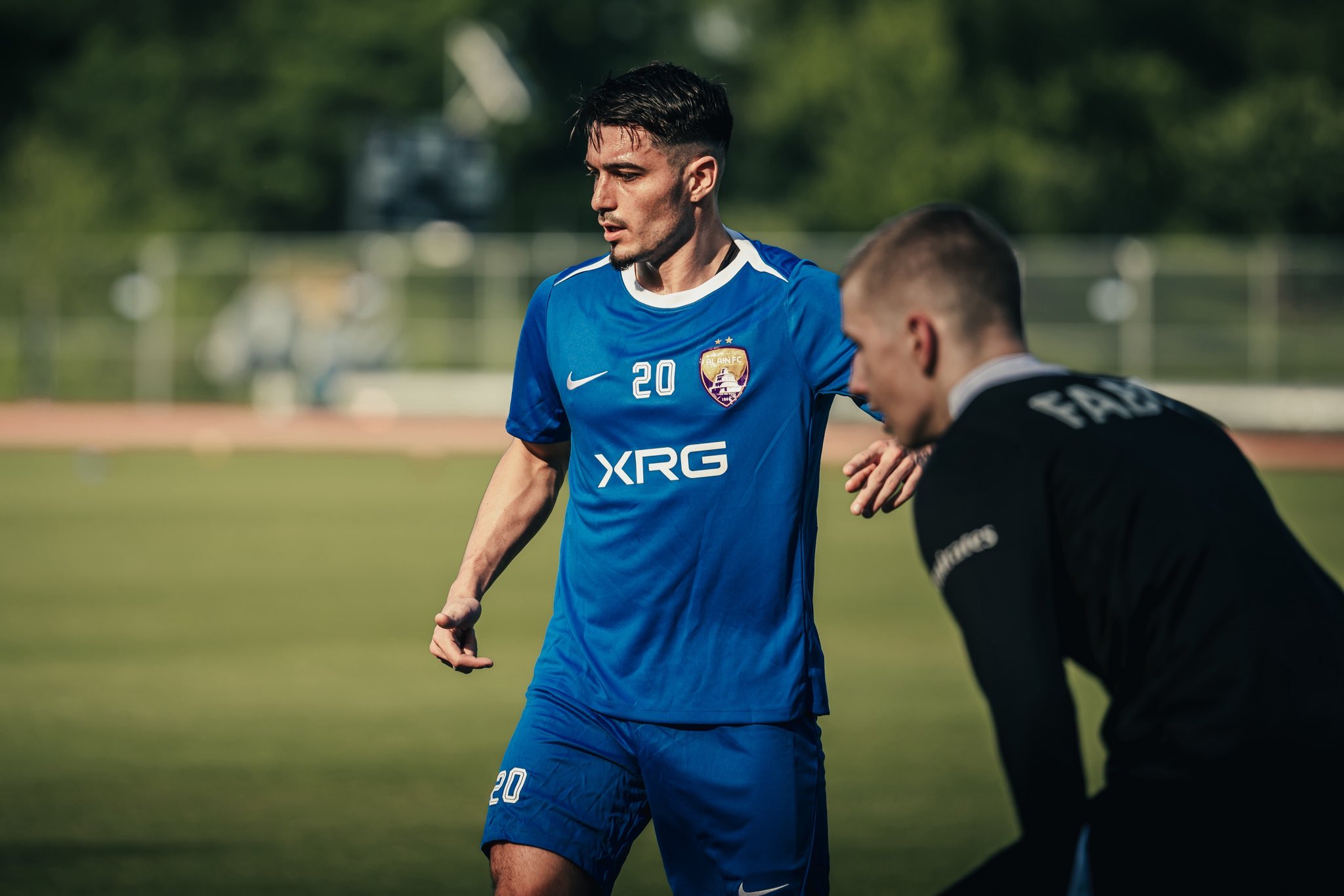 بالاسيوس خلال تدريبات العين