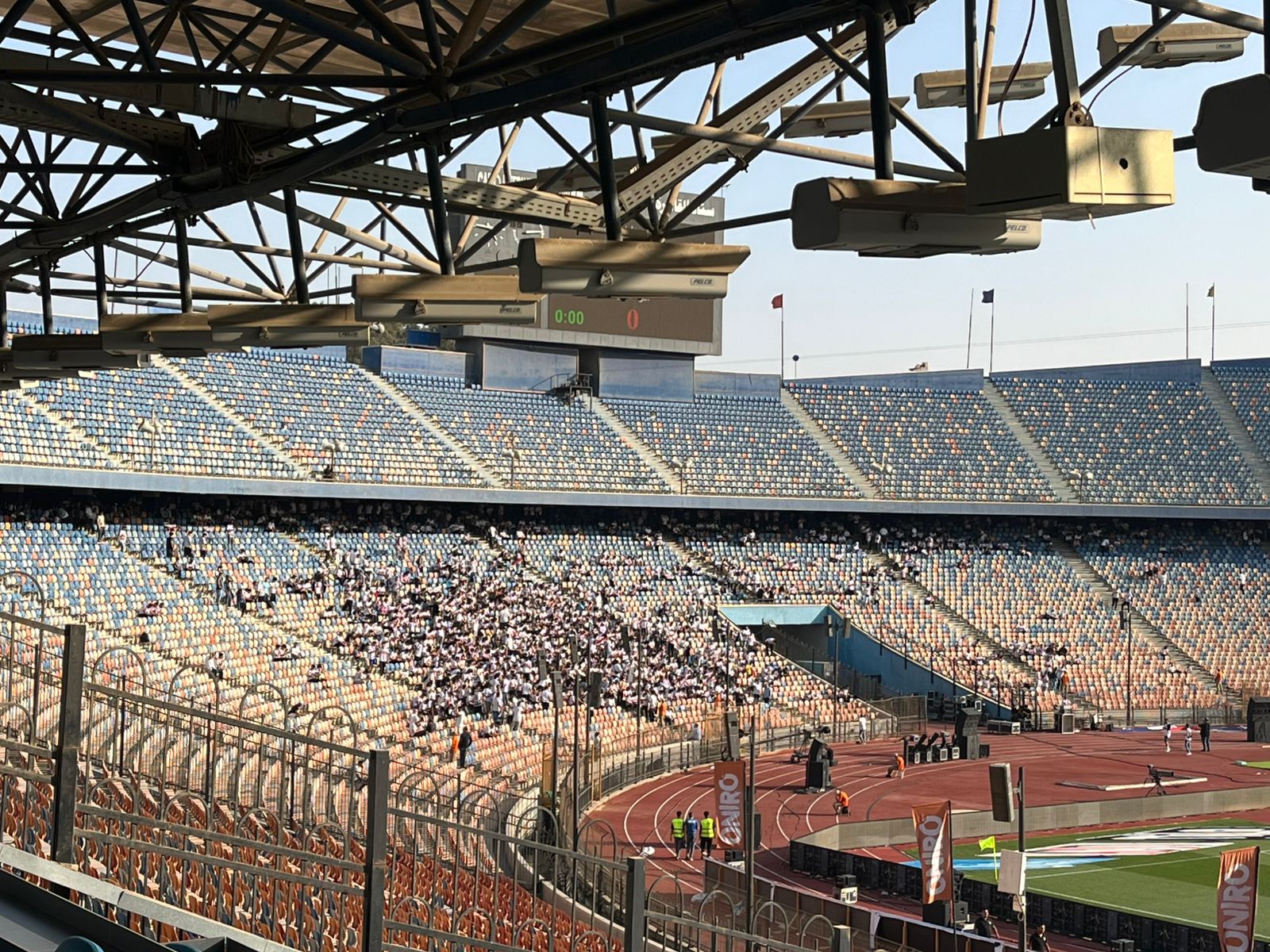 ستاد القاهرة (1)