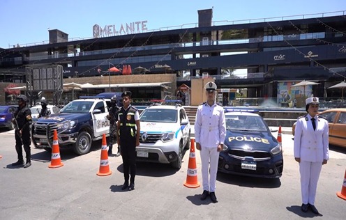 انتشار أمني واسع وخدمات متكاملة في الميادين والطرق (18)