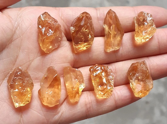 طاقة حجر السترين