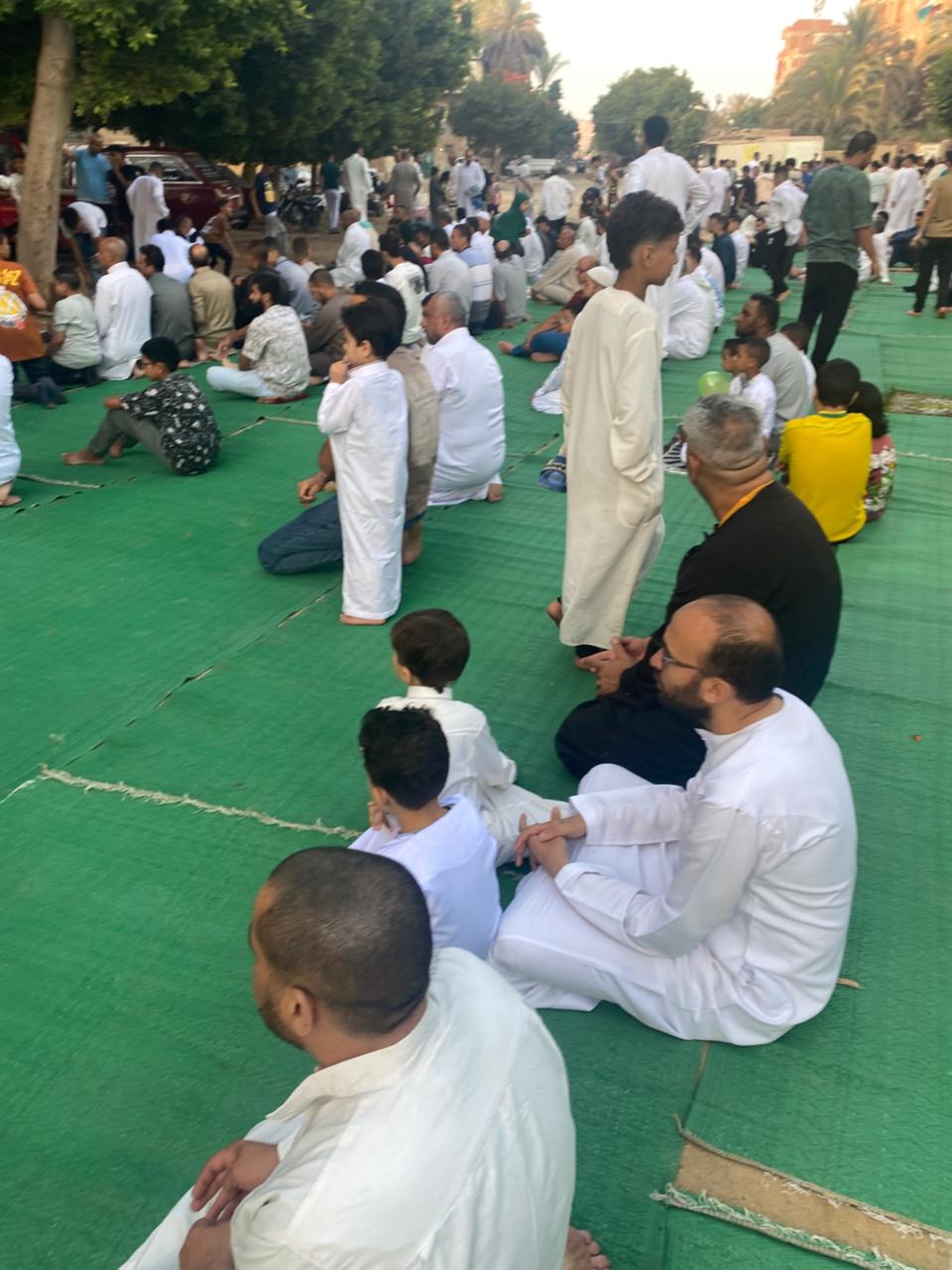 فرحة العيد تملأ ساحة الرضوان بمدينة السلام (14)