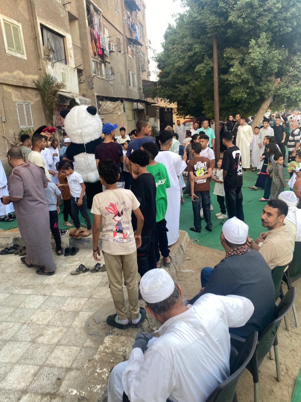 فرحة العيد تملأ ساحة الرضوان بمدينة السلام (5)