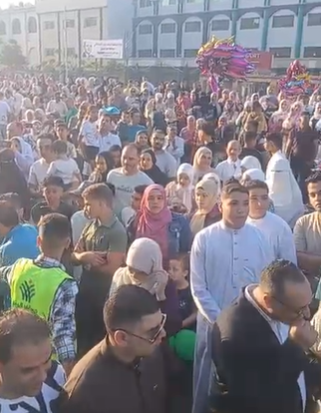 تواجد كبير من أهالي كفر الشيخ 