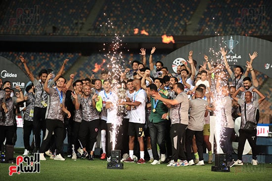 الزمالك يحتفل بالكأس ال29  (4)