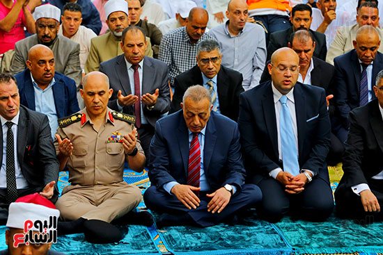 صلاة العيد بمسجد مصطفى محمود (9)