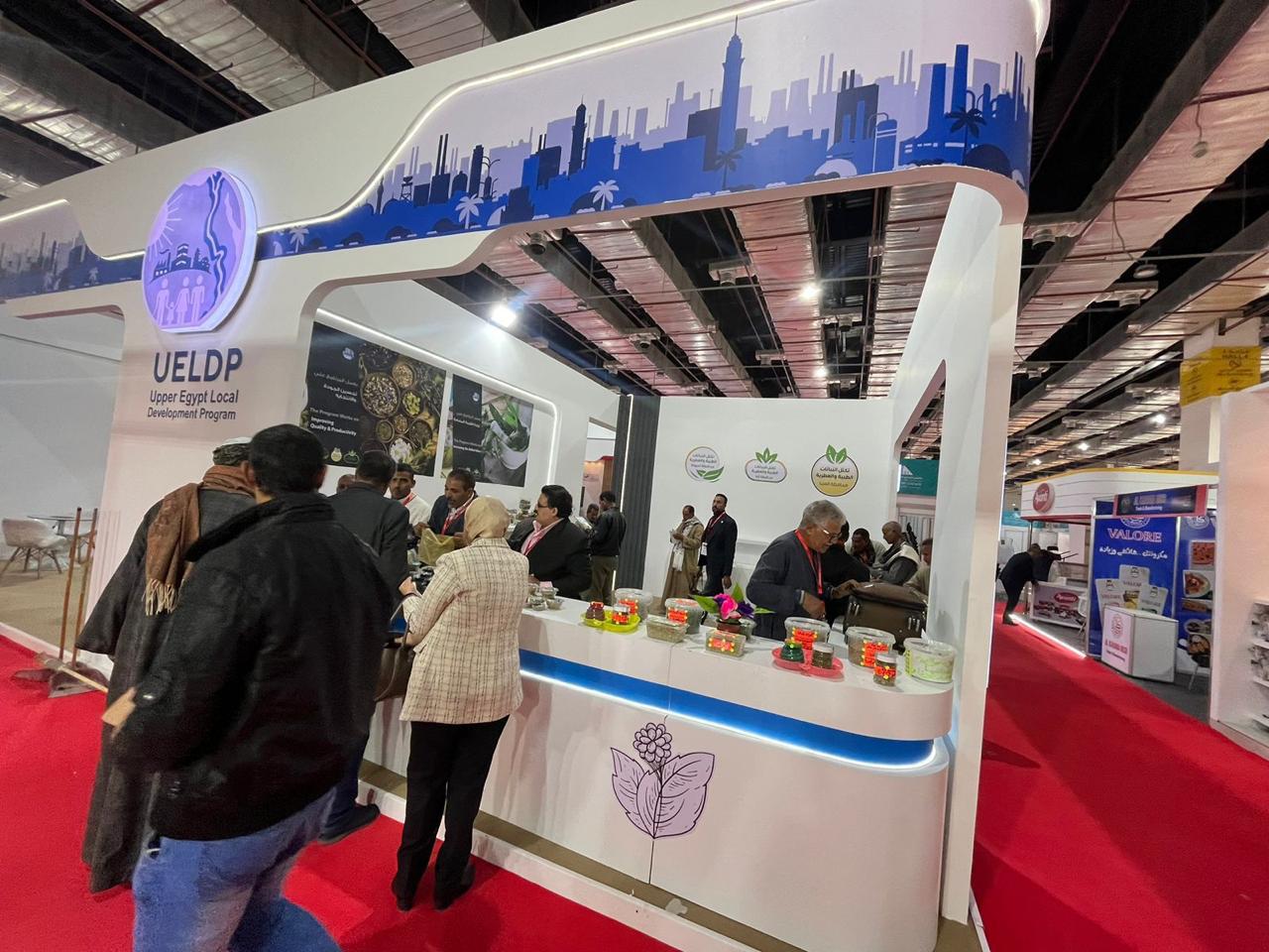 دعم البرنامج للتكتلات الزراعية للمشاركة بالمعارض الداخلية لفتح أسواق جديدة بالخارج والتصدير (6)