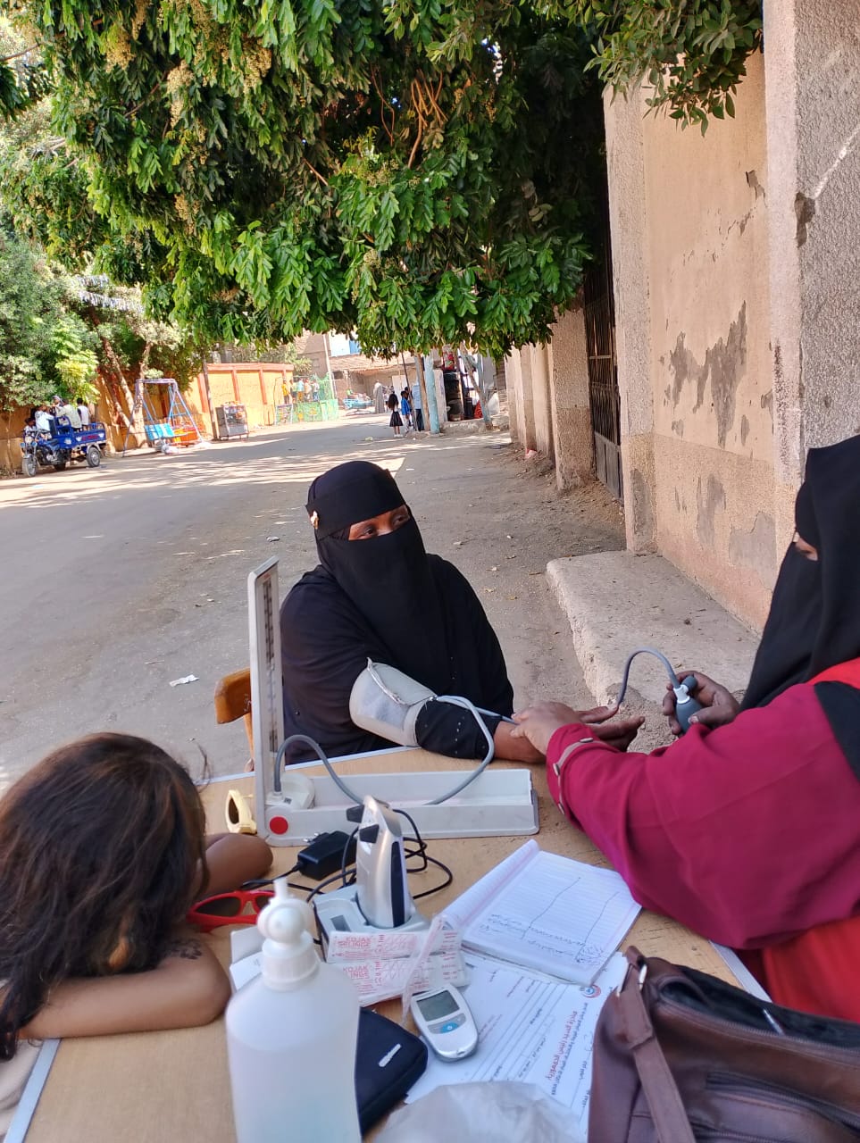 انتشار الفرق الطبية بمختلف الإدارات الصحية في عيد الأضحى