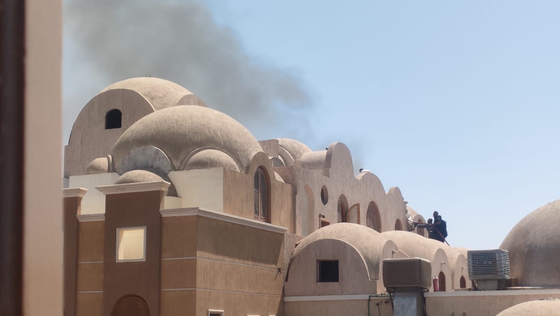 ننشر أول صور للسيطرة على حريق في مكيفات مطبخ كنيسة العذراء مريم ننشر أول صور للسيطرة على حريق في مكيفات مطبخ كنيسة العذراء مريم