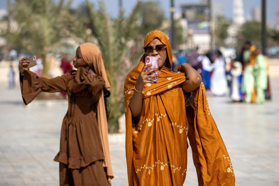 المسلمون يحتفلون بعيد الأضحى في السنغال (2)