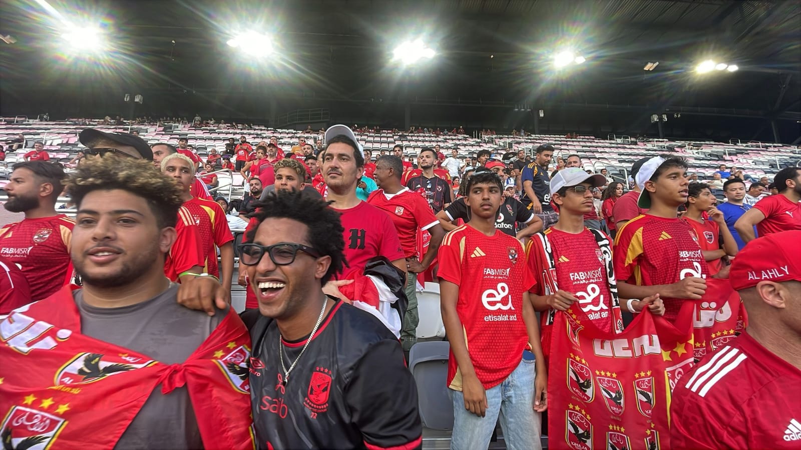 جمهور الاهلى  (1)