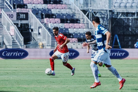 بن رمضان مباراة الأهلى وباتشوكا بن رمضان مباراة الأهلى وباتشوكا