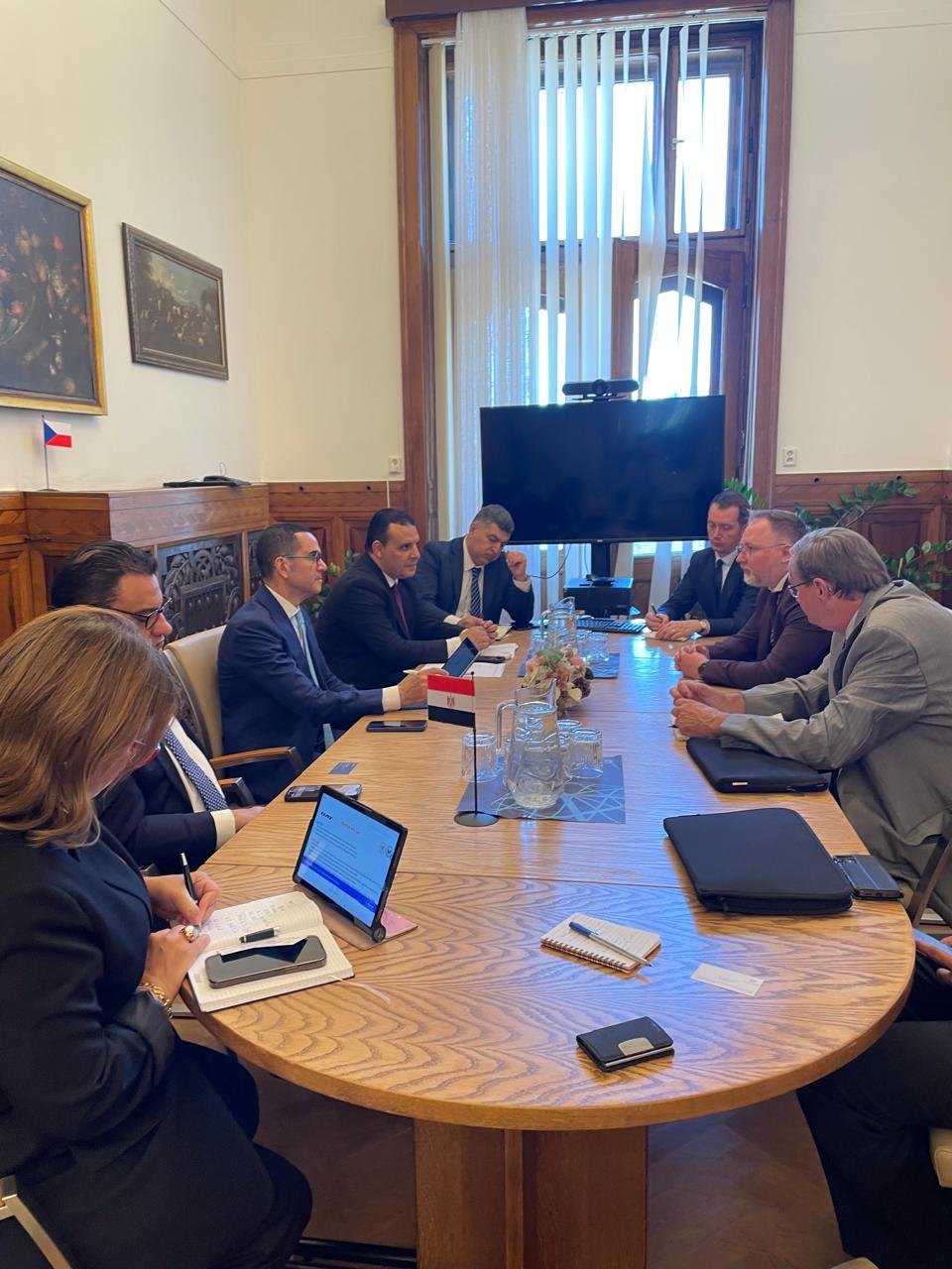 48ab561d-69f0-4e1f-9cae-78ca309da5d6