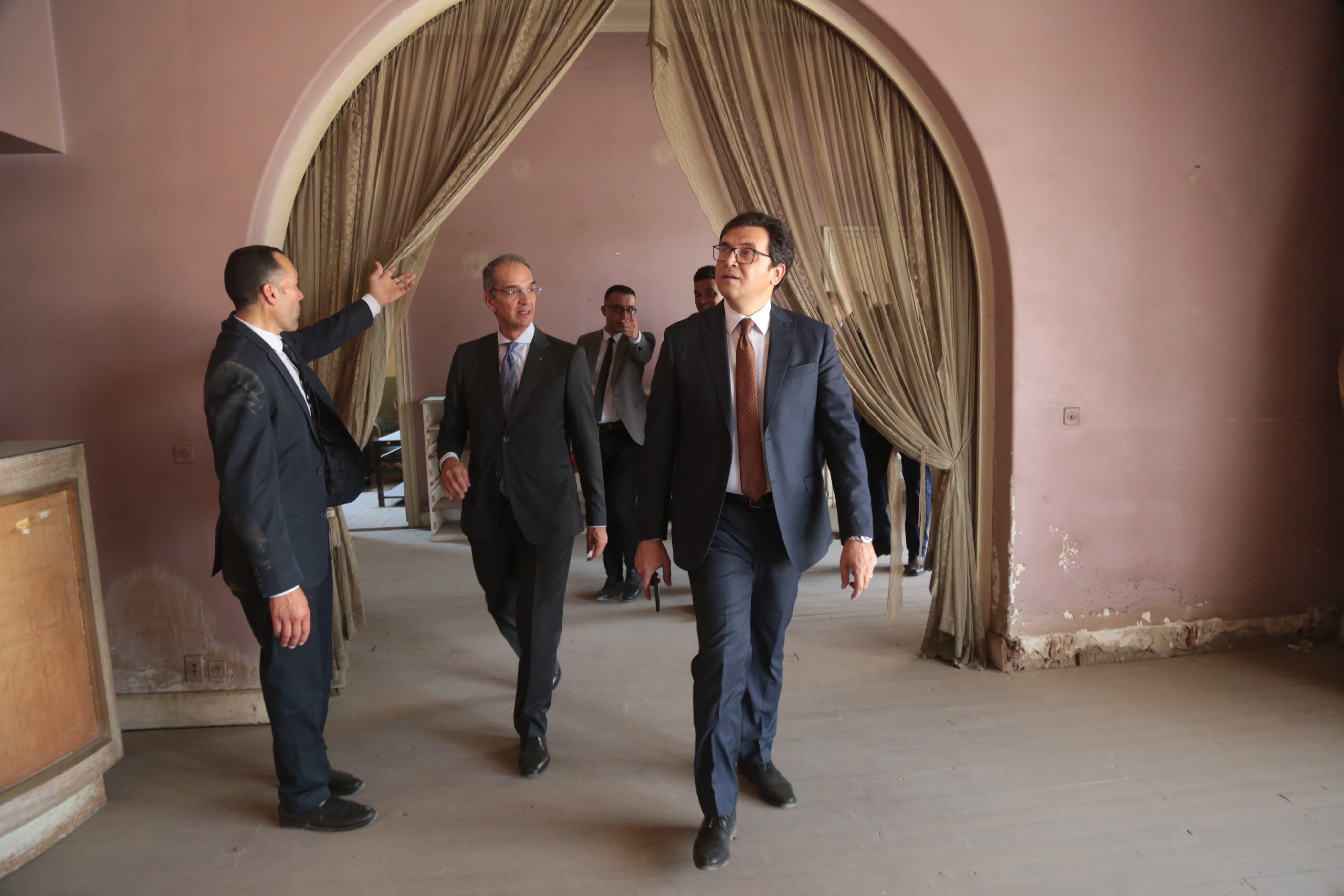 الدكتور أحمد فؤاد هنو وزير الثقافة