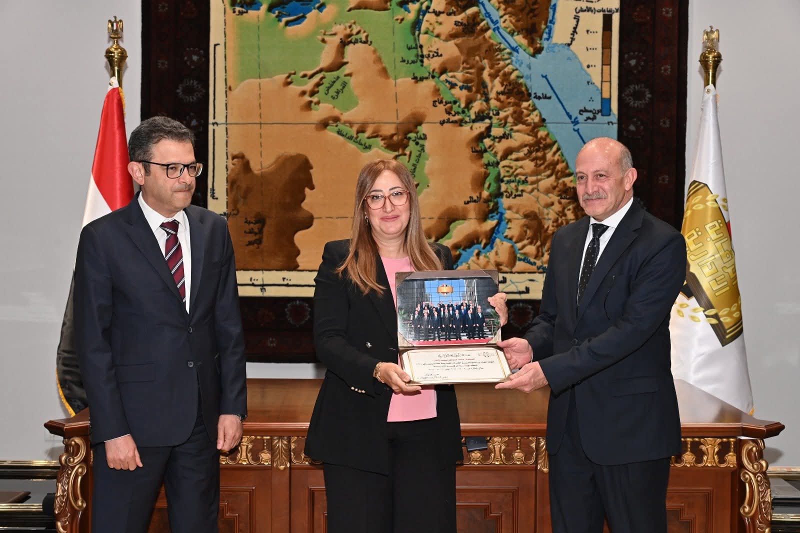 ختام البرنامج التاسع لتأهيل القيادات بالعاصمة الإدارية (2)