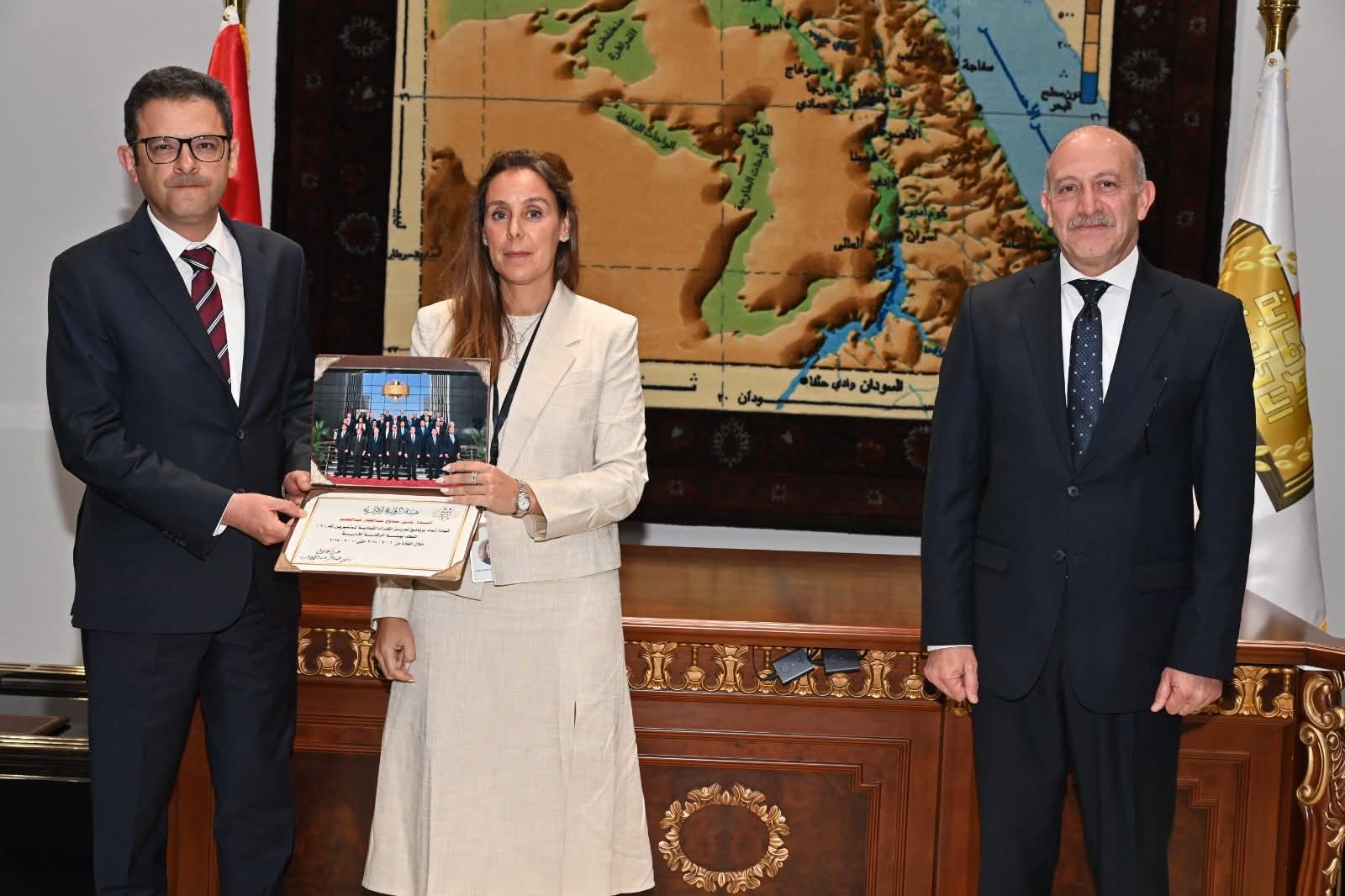 ختام البرنامج التاسع لتأهيل القيادات بالعاصمة الإدارية (4)