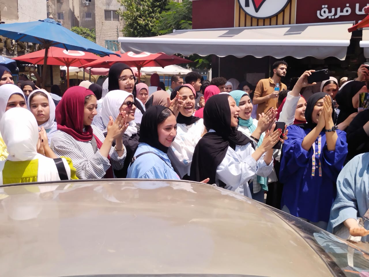 فرحة الطالبات فرحة الطالبات