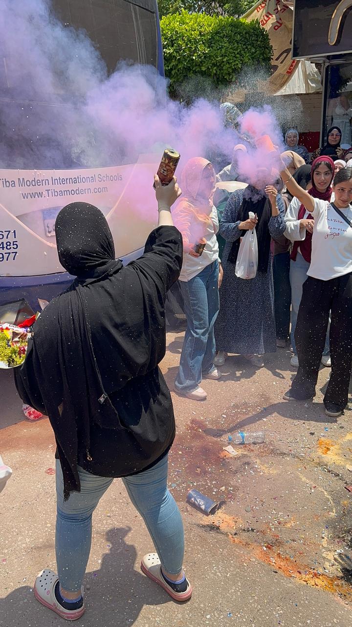 افراح واحتفالات الثانوية العامة