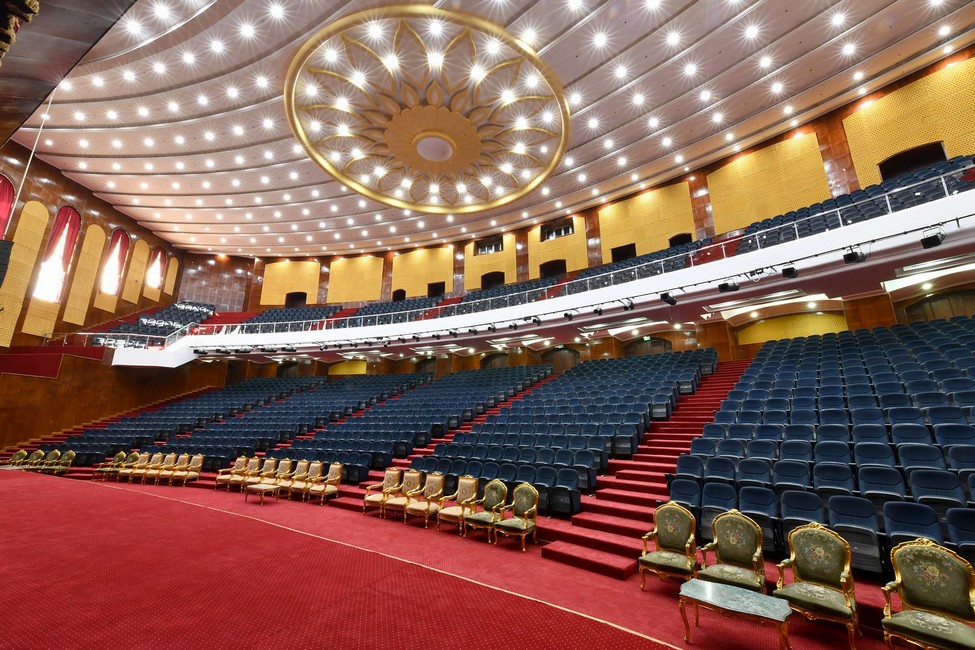 قاعة جامعة كفر الشيخ الكبرى